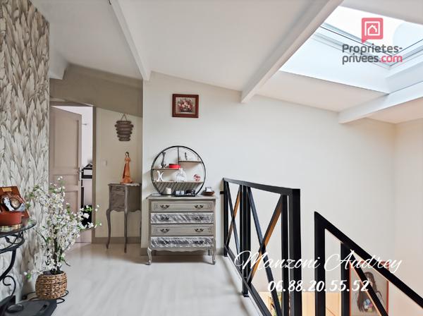 Loft Saint Andre Les Vergers 7 pièce(s) 149.7 m2