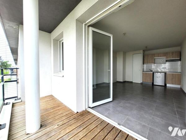 Bourg de Saint Herblain - T2 récent et lumineux avec balcon et parking