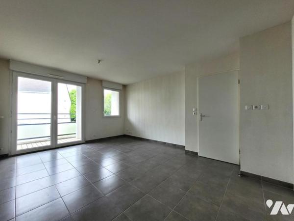 Bourg de Saint Herblain - T2 récent et lumineux avec balcon et parking