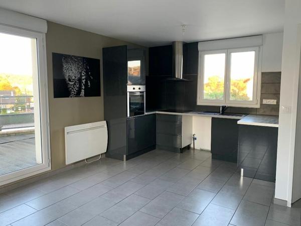 Appartement à louer    2 pièces •  Bures-sur-Yvette