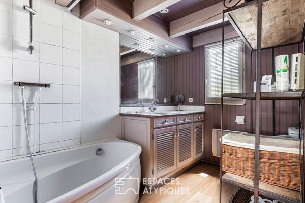 Ancien atelier industriel réinventé et son gîte