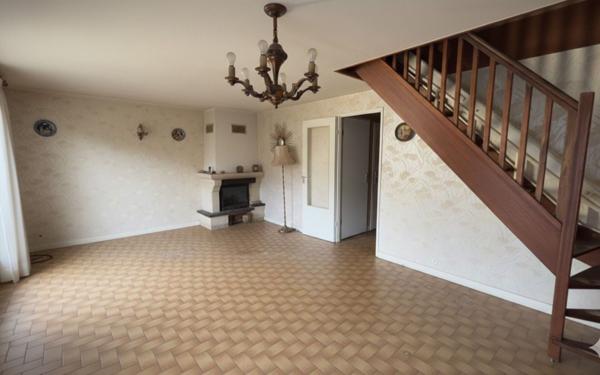 Maison à vendre    4 pièces •  Saint-Bonnet-de-Mure