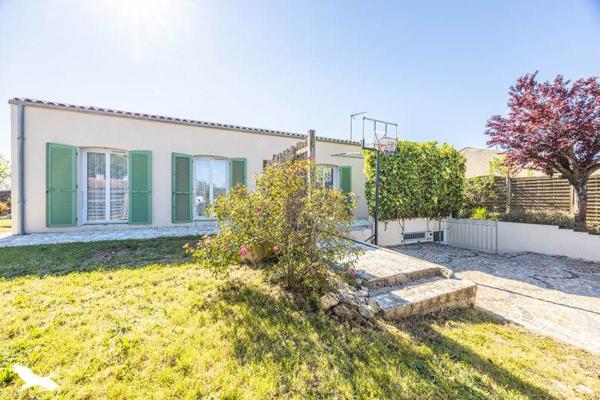 Maison à vendre |  Salles-sur-Mer |  6 pièces | 135 m²