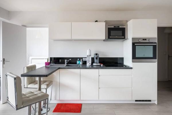 APPARTEMENT T2 - MEUBLE - LYON 6ème