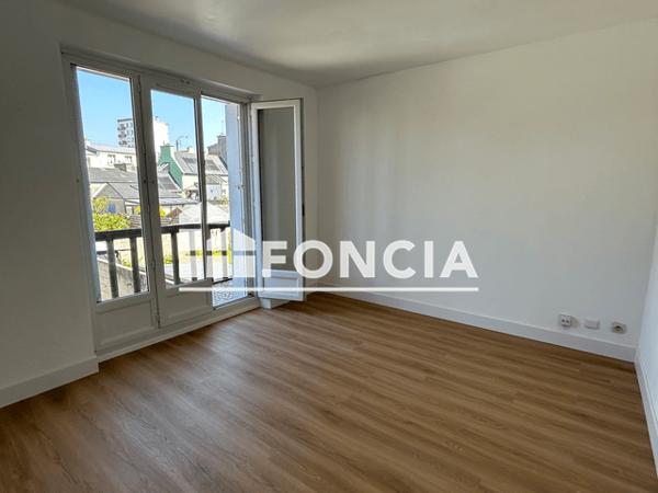 Location Studio 31.88 m² - 9 RUE CALMETTE GUERIN Brest 29200