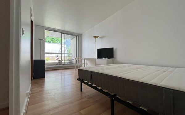 Appartement à vendre    1 pièce • 30,67 m2 Paris 12