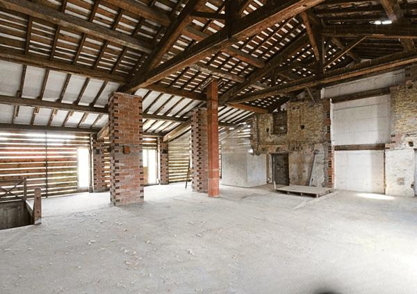 Maison 3 pièces - 210 m²