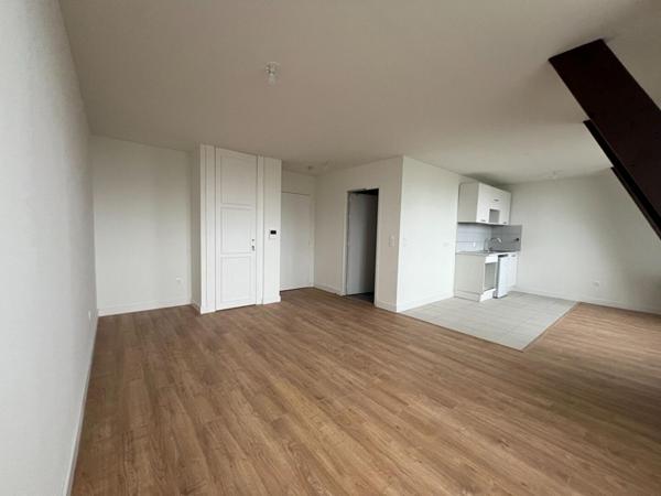 A LOUER : T1 à ROUBAIX • Boulevard Lacordaire - PARC BARBIEUX • 645 € CC • Réf. 837-A309-GLI