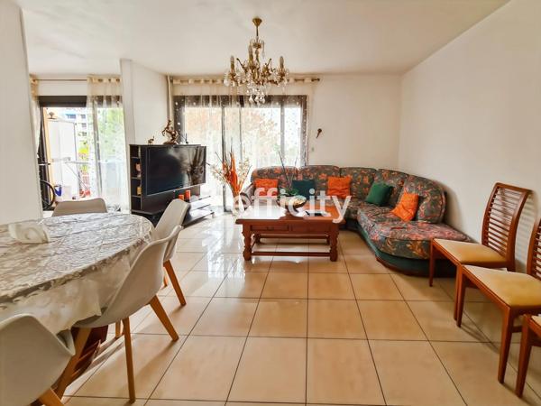 Appartement 4 pièces - 93 m² Exclusivité efficity