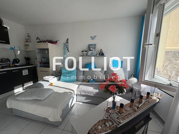 A VENDRE - Pirou Bourg - Ensemble de deux maisons et terrain constructible
