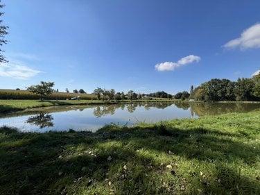 Terrain de loisirs - Bois - Etang à vendre à Caulnes dans les Côtes-d'Armor (22350), ref : 22044-3800