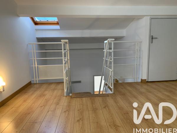 Location maison 4 pièces 98 m² Villeneuve-lès-Avignon