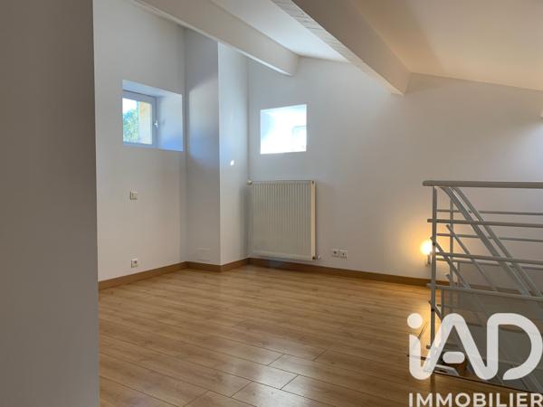 Location maison 4 pièces 98 m² Villeneuve-lès-Avignon