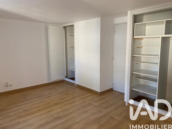 Location maison 4 pièces 98 m² Villeneuve-lès-Avignon