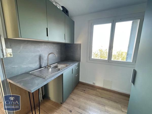 Appartement à louer 3 pièces 46.9m² Tarbes (65000)