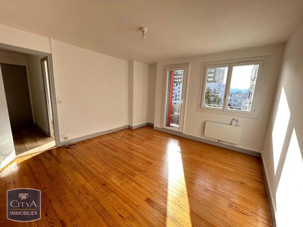 Appartement à louer 3 pièces 46.9m² Tarbes (65000)