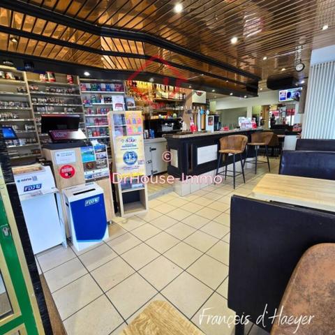 Commerce à vendre 4 pièces de 97 m²