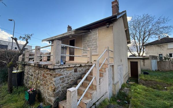 Maison à vendre    2 pièces • 45 m2 Roissy-en-Brie