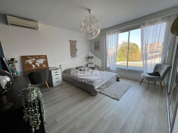 Maison d'exception à vendre à Mérignac - Bourran, 8 pièces, piscine et grand terrain