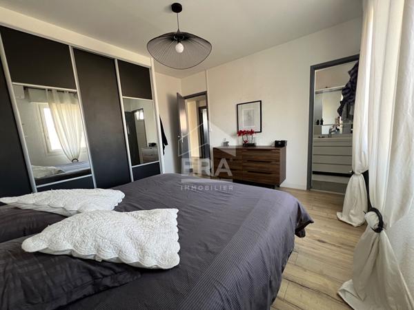 Maison d'exception à vendre à Mérignac - Bourran, 8 pièces, piscine et grand terrain