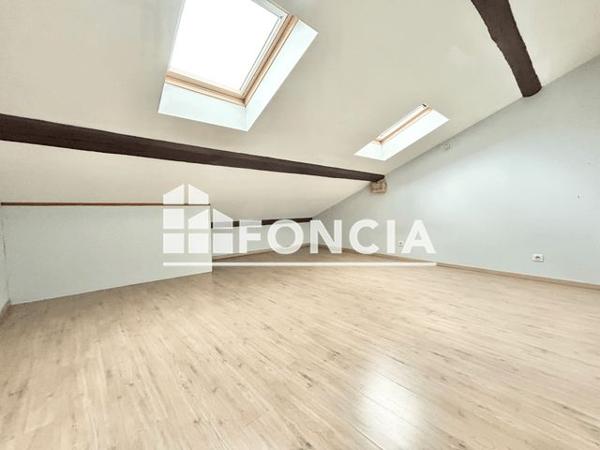 Location Appartement 2 pièces 40 m² - 12 RUE JACQUES ROHR Courcelles Sur Nied 57530