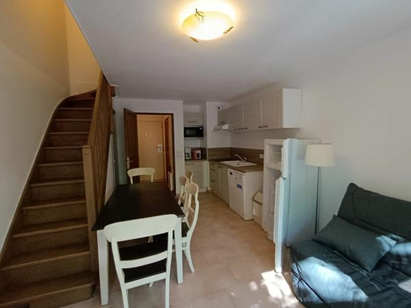 Appartement à vendre    3 pièces • 45 m2 Barjac