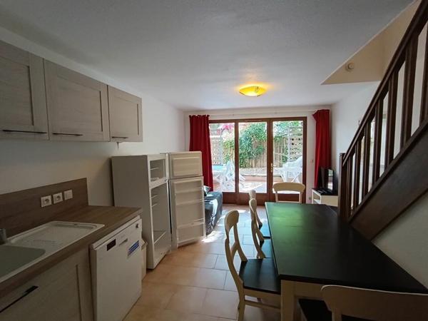 Appartement à vendre    3 pièces • 45 m2 Barjac