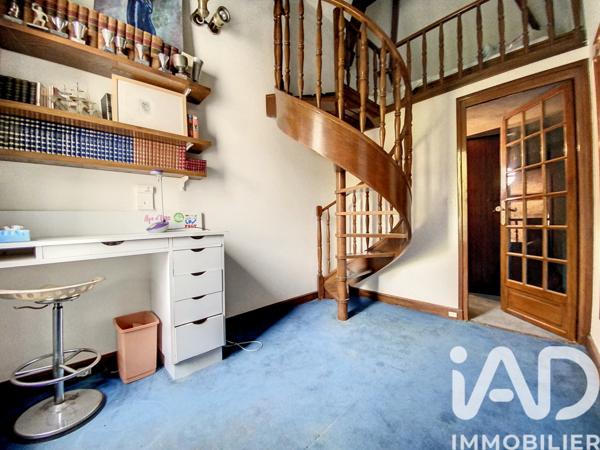 Maison à vendre 9 pièces 287 m² Le Perray-en-Yvelines