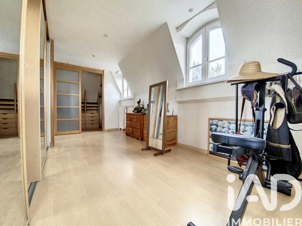 Maison à vendre 9 pièces 287 m² Le Perray-en-Yvelines