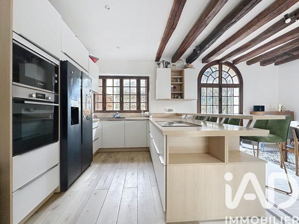 Maison à vendre 9 pièces 287 m² Le Perray-en-Yvelines