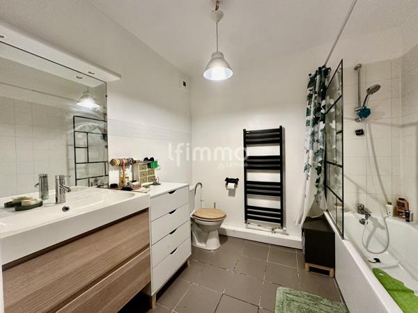 Montreuil- Bel Air-Grands pêchers-Studio 26m2+Jardin 16m2- Box