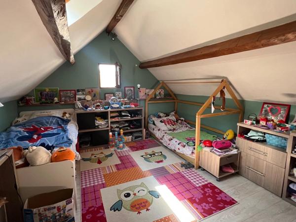 Vente                                                      Maison
                        
                     3 pièces                      80 m2                     à Houdan