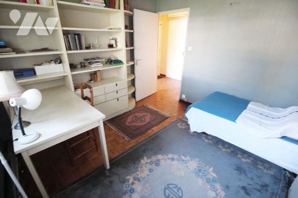 Appartement très agréable T3/4 de 81m2 (Carrez), Quartier du Cabot (9e, Résidence Allée des Pins)