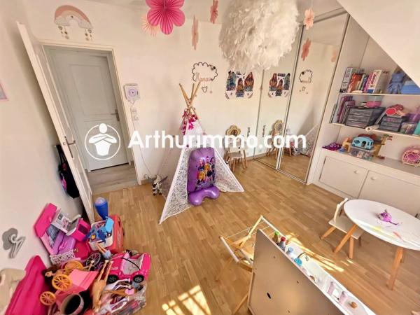 Vente                                                      Maison
                        
                     6 pièces                      130 m2                     à Savigny-le-Temple