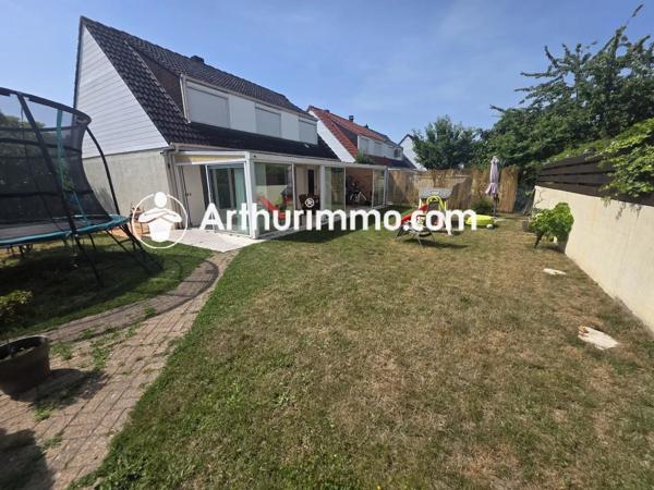 Vente                                                      Maison
                        
                     6 pièces                      130 m2                     à Savigny-le-Temple