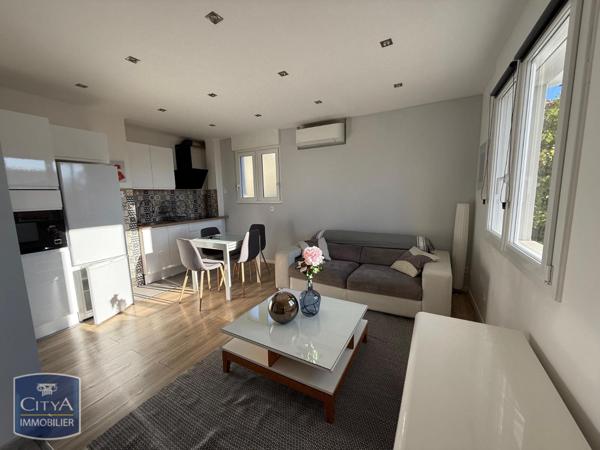 Appartement à louer 2 pièces 45.61m²