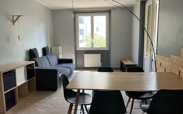 Appartement à louer    3 pièces •  Chambéry