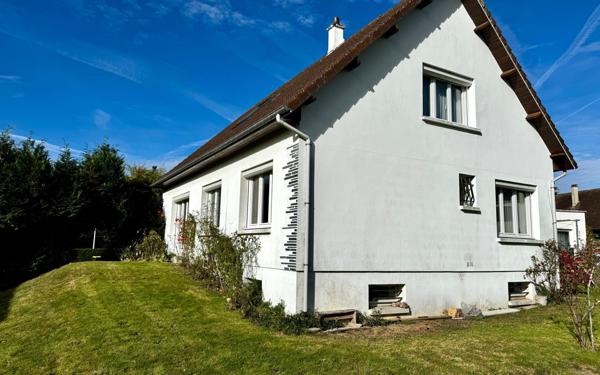 Maison à vendre    7 pièces •  Franqueville-Saint-Pierre