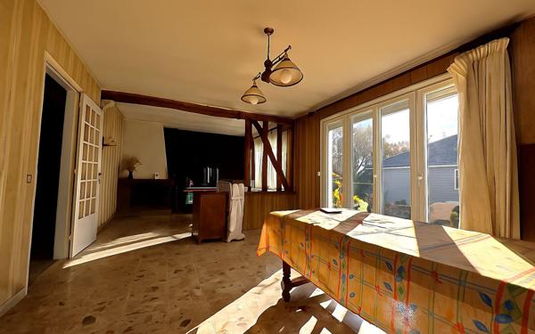 Maison à vendre    7 pièces •  Franqueville-Saint-Pierre