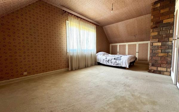 Maison à vendre    7 pièces •  Franqueville-Saint-Pierre