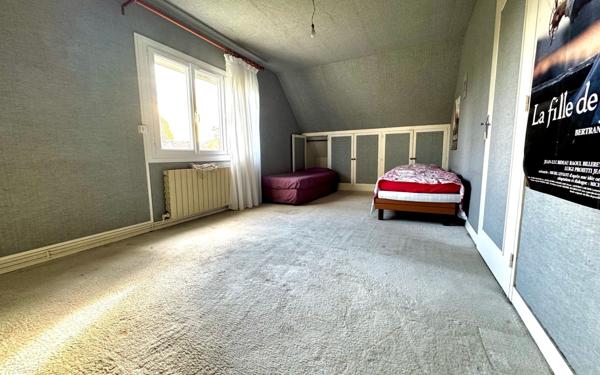 Maison à vendre    7 pièces •  Franqueville-Saint-Pierre