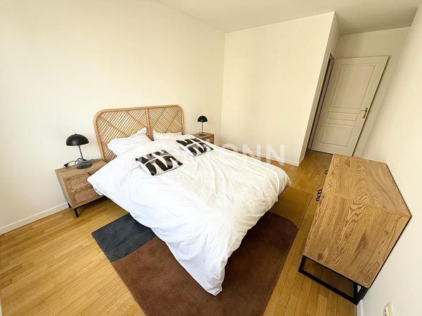 Maison familiale récente de 138 m2 avec garage, quartier Alfort