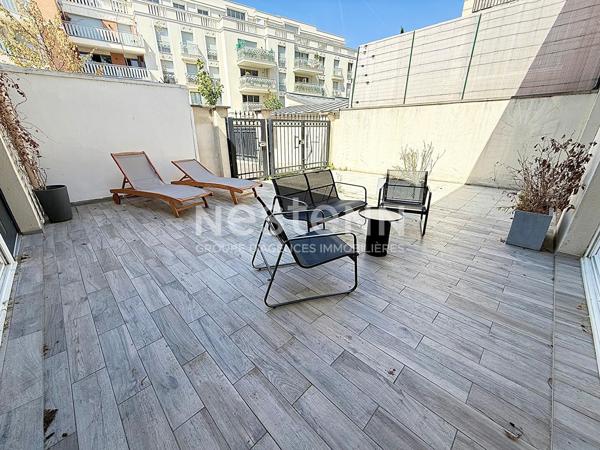 Maison familiale récente de 138 m2 avec garage, quartier Alfort