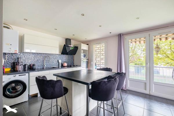 Appartement à vendre |  Bron |  3 pièces | 70 m²