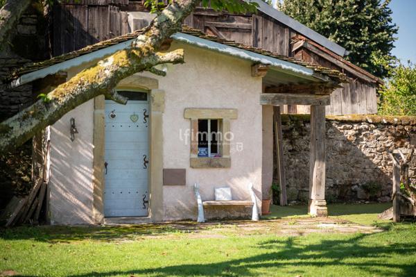 Superbe propriété et terrain attenant -box à chevaux