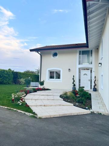 Bien rare : Luxe et Sérénité proche du Lac Léman