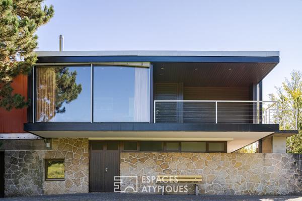Propriété d’architecte iconique et son parc arboré aux portes des Vosges