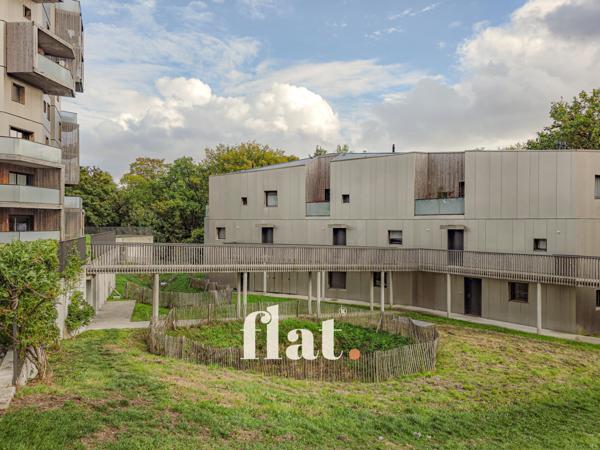 Appartement 4 pièces/ 86 m2/ 3 ch/ SAINT HERBLAIN/ Balcon / 2 places de parking