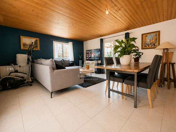Village de tréjet - Maison - 3 pièces - 74,85m²
