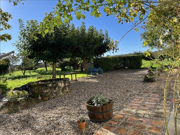 Maison à vendre |  Lévignac-de-Guyenne |  6 pièces | 196 m²